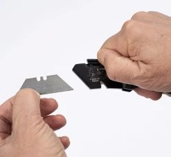 Kobalt Utility Knives 2pc Speed Release 18Mm 10-Blade Folding Utility Knife -Hot Sale Kobalt Shop 44066913 scaled