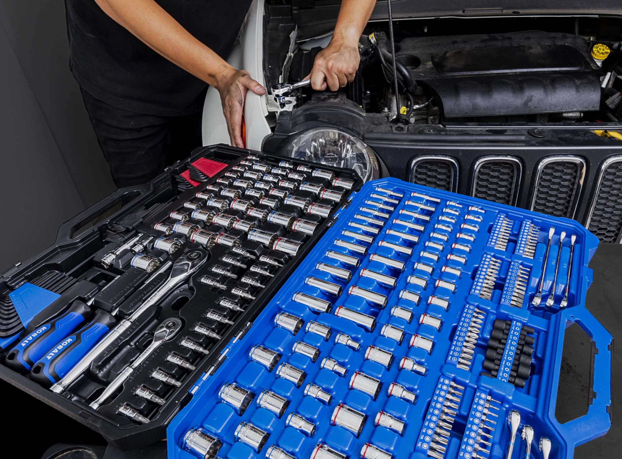 Kobalt Mechanics Tool Sets 309-Piece Standard (SAE) and Metric Combination Polished Chrome Mechanics Tool Set (1/4-in; 3/8-in) 12 Kobalt Mechanics Tool Sets 309-Piece Standard (SAE) and Metric Combination Polished Chrome Mechanics Tool Set (1/4-in; 3/8-in) - Image 12